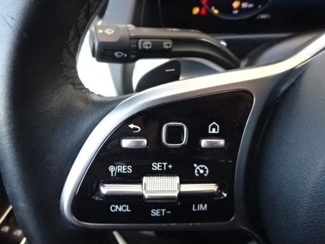 Mercedes-Benz GLB 200 Progressive