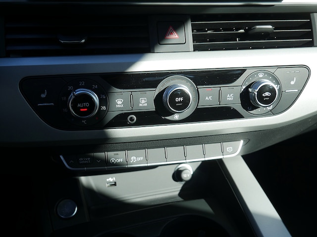 Audi A4 40 TFSI Avant S-Tronic