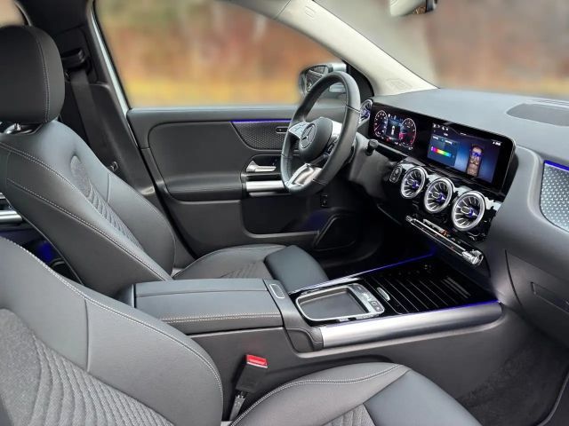 Mercedes-Benz GLA 200 Progressive