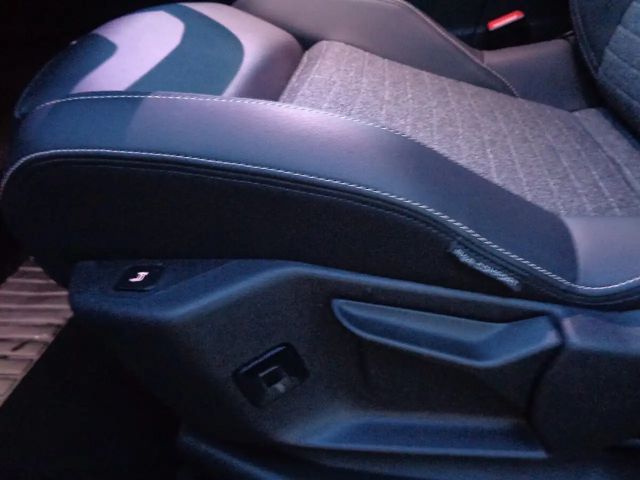 Peugeot 5008 mHEV 145 e-DCS6 Aut.