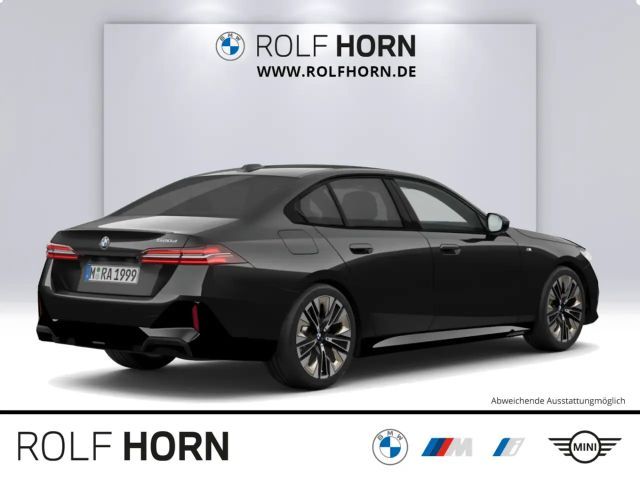 BMW 520 520d M-Sport Sedan