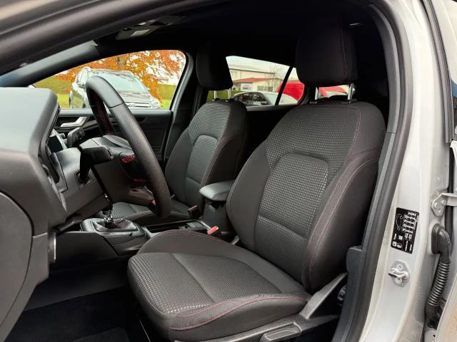 Ford Focus ST Line Wagon