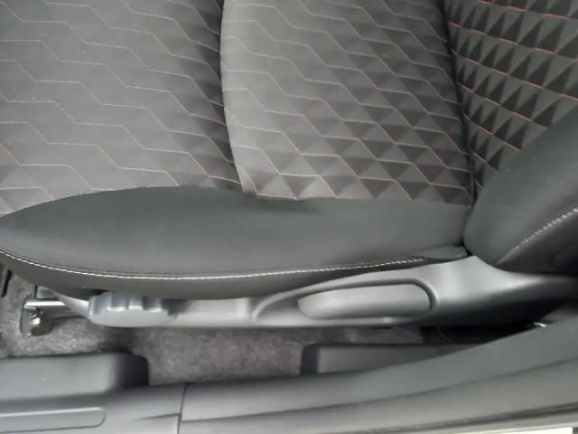 Mitsubishi Space Star Star