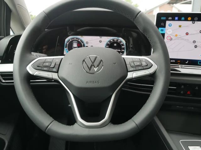 Volkswagen Golf 1.5 eTSI Golf VIII Life