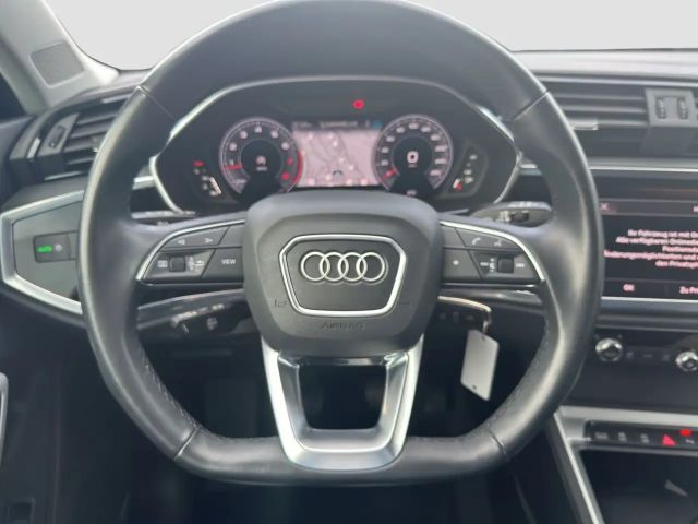 Audi Q3 35 TFSI S-Line