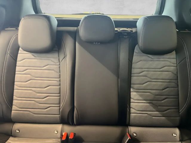 Jeep Avenger Upland MHEV 136 4XE