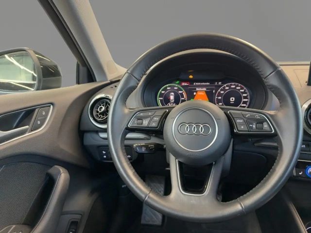 Audi A3 Sedan e-tron