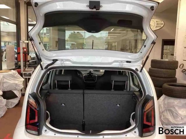 Volkswagen up! Move Move up!