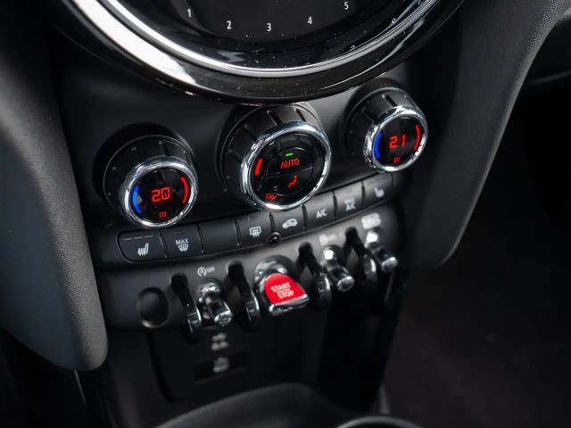 MINI Cooper PANO+NAVI+LED+KAMERA+KEYLESS+KLIMAAUT+
