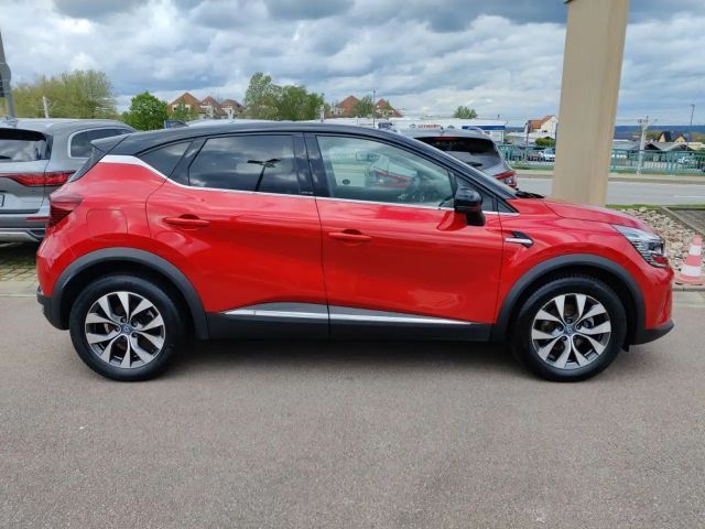 Renault Captur E-Tech Intens