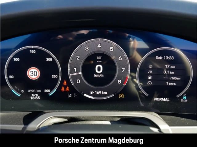 Porsche 992 Cabrio Carrera