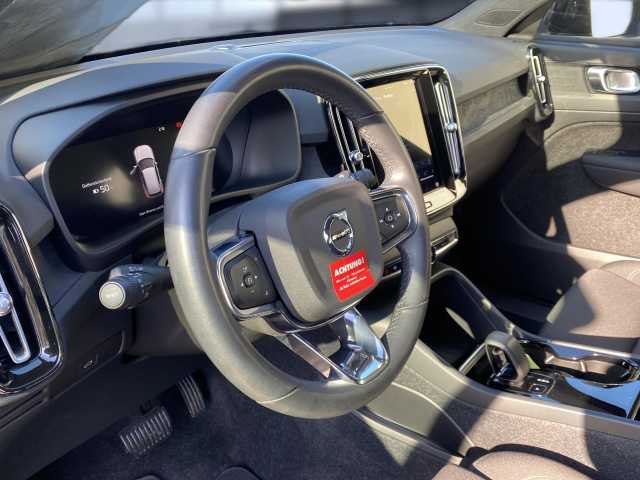 Volvo XC40 XC40 Navi LED Klima Standhzg Einparkhilfe el. Fenster