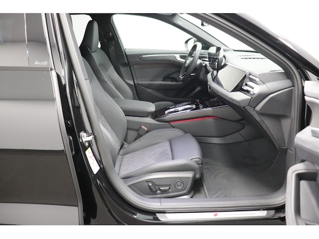 Audi A6 Avant Quattro S-Tronic