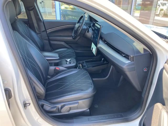 Ford Mustang Mach-E Ford Garantieschutzbrief 11.2030 bis max. 160k