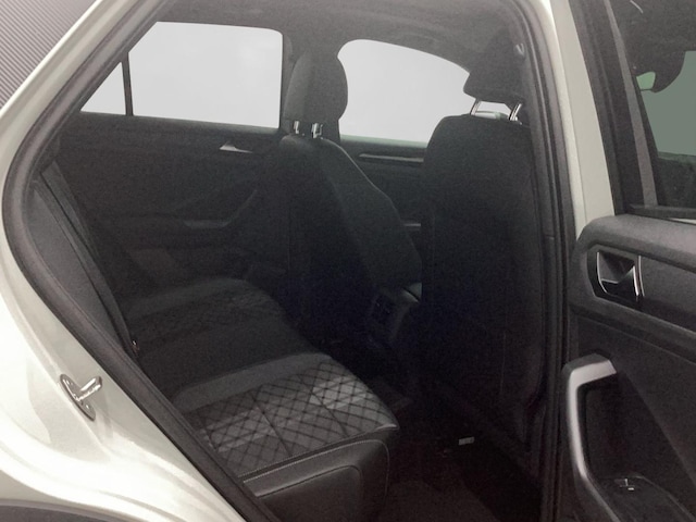 Volkswagen T-Roc 1.5 TSI DSG IQ.Drive R-Line