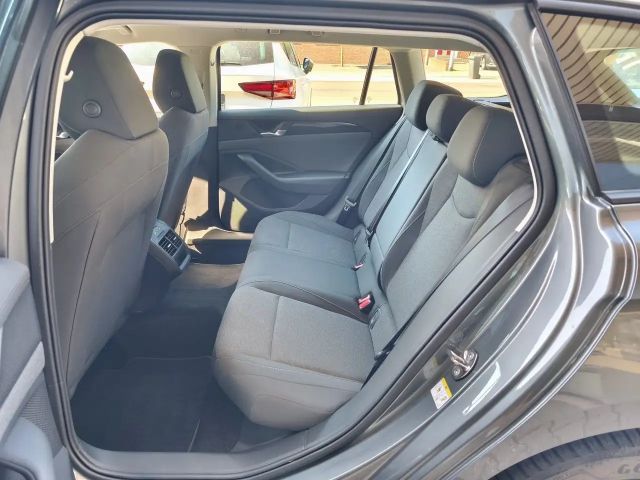 Volkswagen Passat 1.5 eTSI Variant