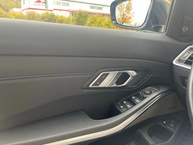 BMW 330 330e Sport Line Touring