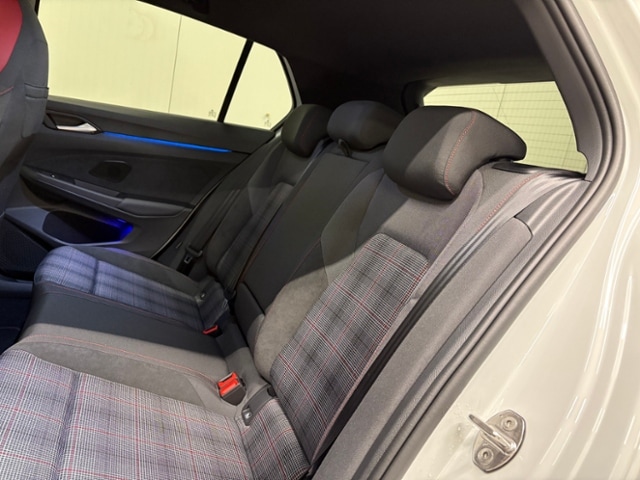 Volkswagen Golf 2.0 TSI DSG Golf VIII