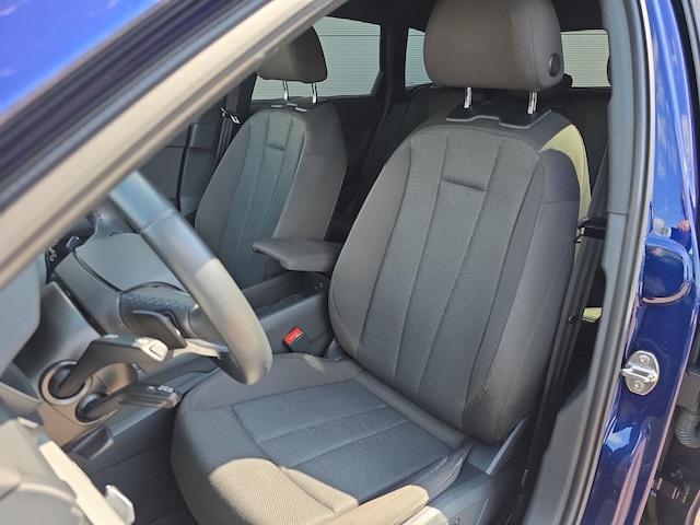 Audi A4 40 TFSI Avant S-Tronic