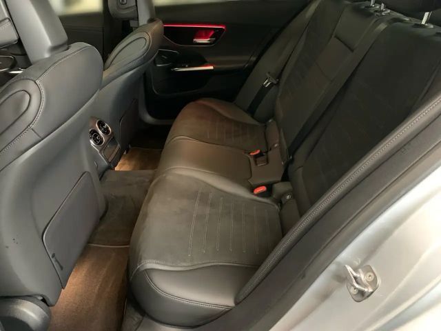 Mercedes-Benz C 300 AMG Line Sedan