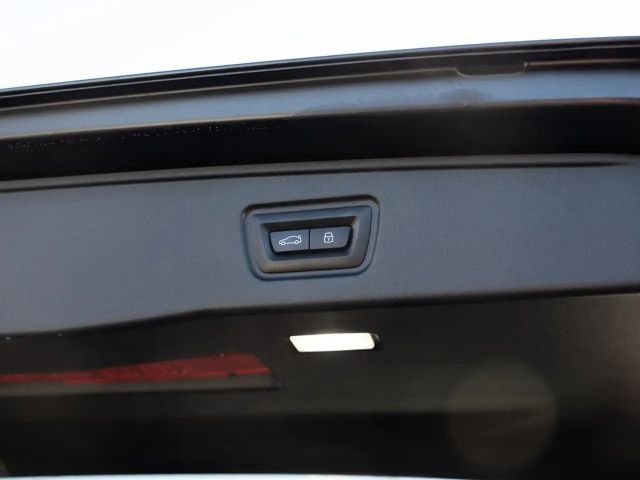 BMW i5 M60 Touring xDrive