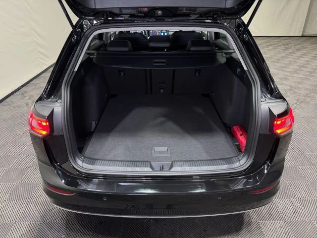 Volkswagen Golf 2.0 TDI DSG Variant