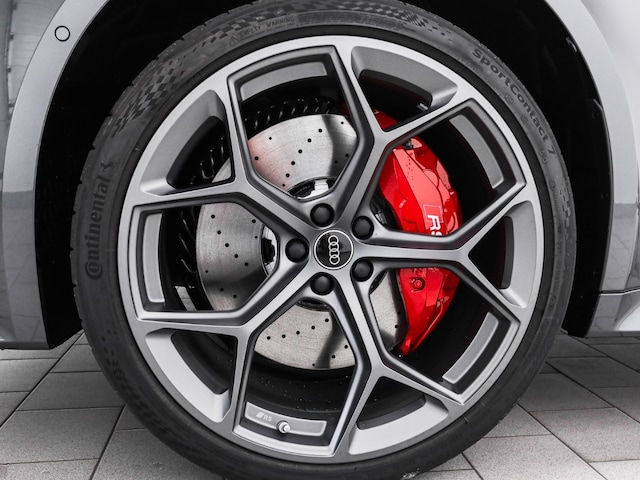 Audi A6 e-tron Avant Performance Quattro