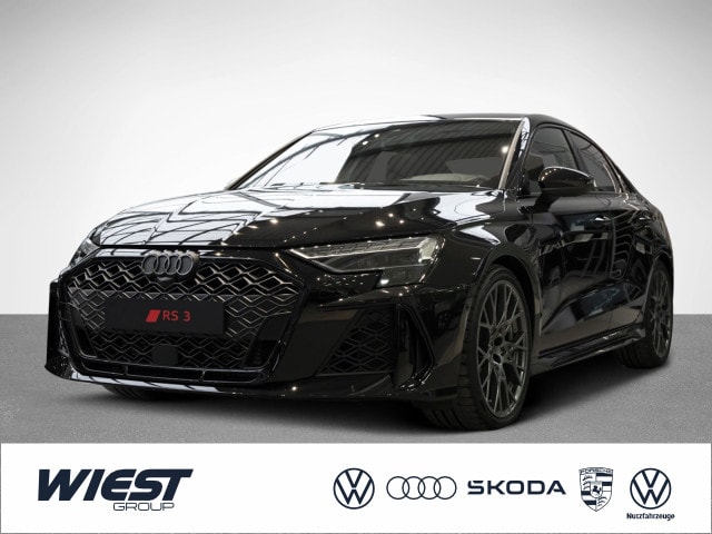 Audi RS3 Quattro S-Tronic Sedan