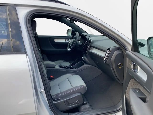 Volvo XC40 Dark Plus