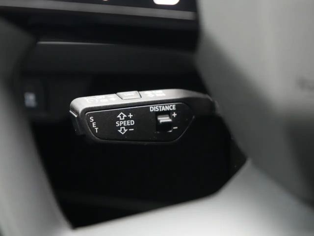 Audi Q4 e-tron CARPLAY SHZ PDC VIRT LED NAVI ACC