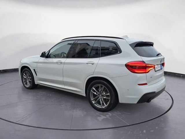 BMW X3 xDrive30e