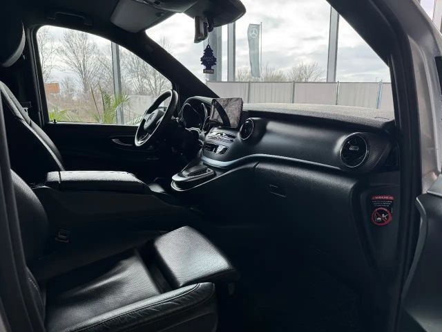 Mercedes-Benz V 300 AMG Line V 300 d