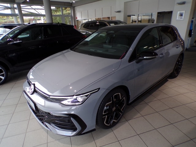 Volkswagen Golf 1.5 eTSI DSG