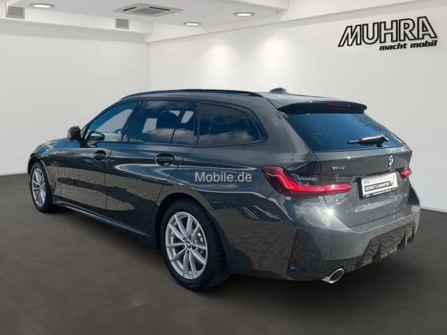 BMW 330 330d M-Sport Touring xDrive