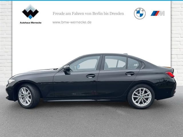 BMW 320 320i Sedan
