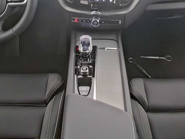 Volvo XC60 AWD Dark Plus Recharge