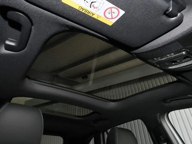 Mercedes-Benz GLA 220 4MATIC AMG Line