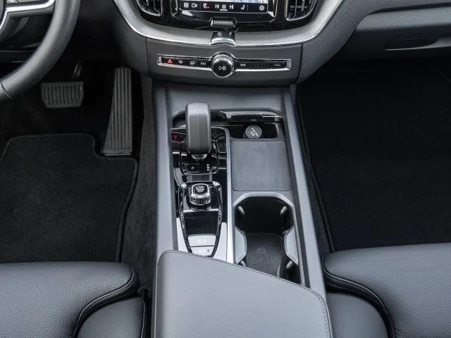 Volvo XC60 AWD Core T6