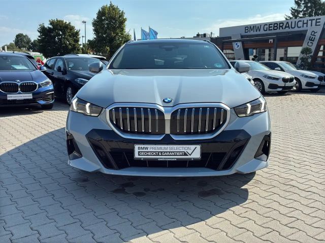 BMW 540 540d M-Sport Touring xDrive