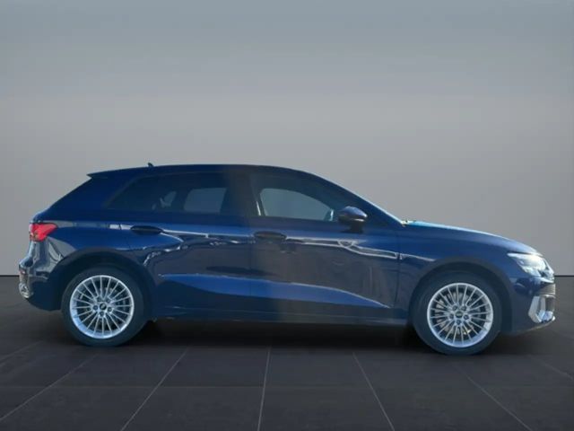 Audi A3 40 TFSI Sedan Sportback e-tron