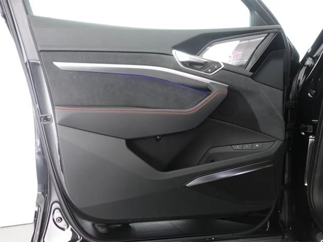 Audi SQ8 e-tron Quattro