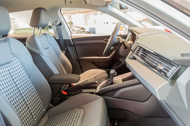 Audi A1 30 TFSI Allstreet S-Tronic