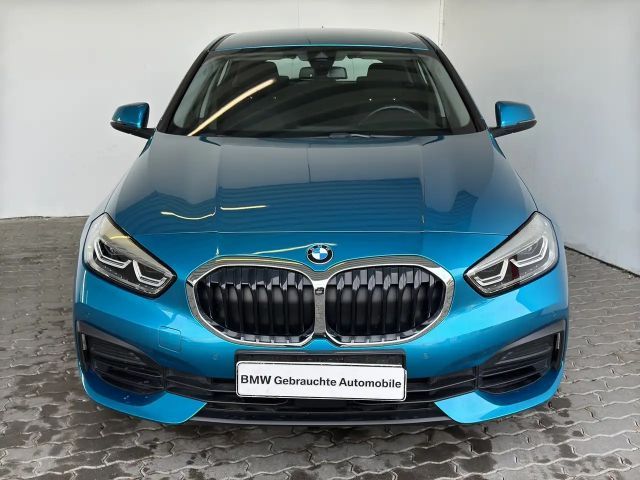 BMW 116 116i Advantage pakket Sedan