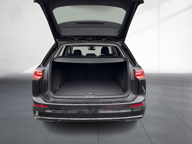 Volkswagen Golf DSG Golf VIII Style Variant