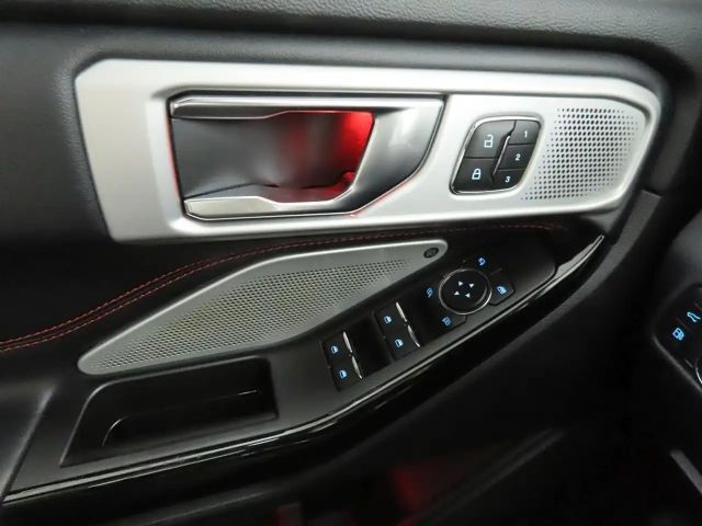 Ford Explorer Plug in Hybrid ST Line