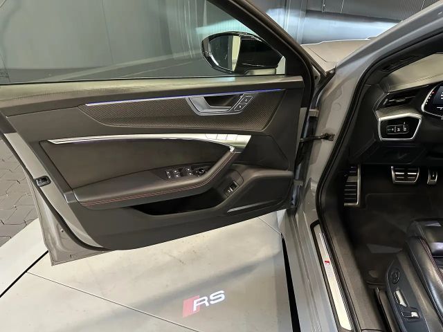 Audi RS6 4.0 TFSI Avant Quattro