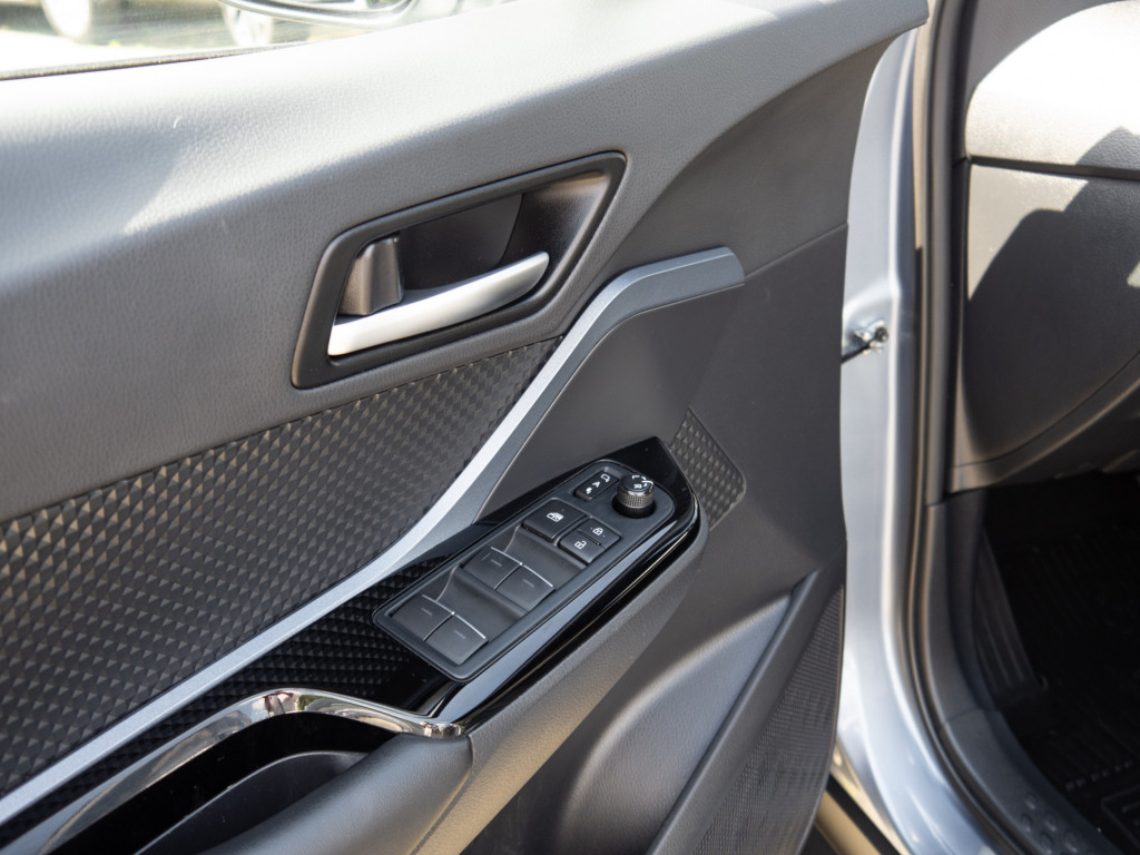 Toyota C-HR 5-deurs Basis