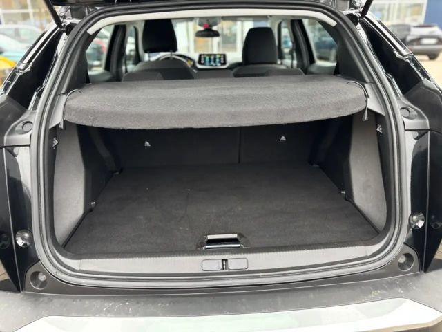 Peugeot E-2008 Active Pack