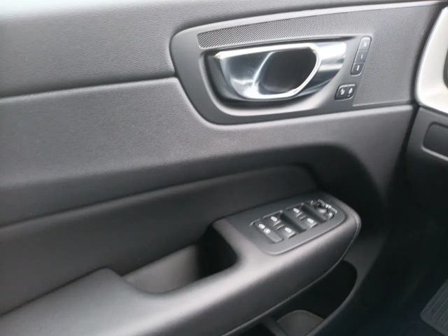 Volvo XC60 AWD Dark Plus T8