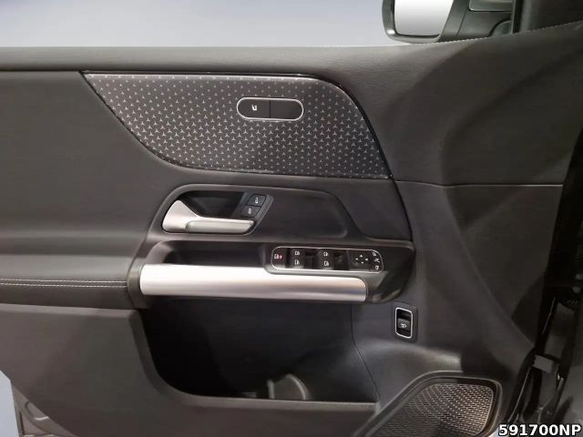 Mercedes-Benz B 200 Progressive Sedan